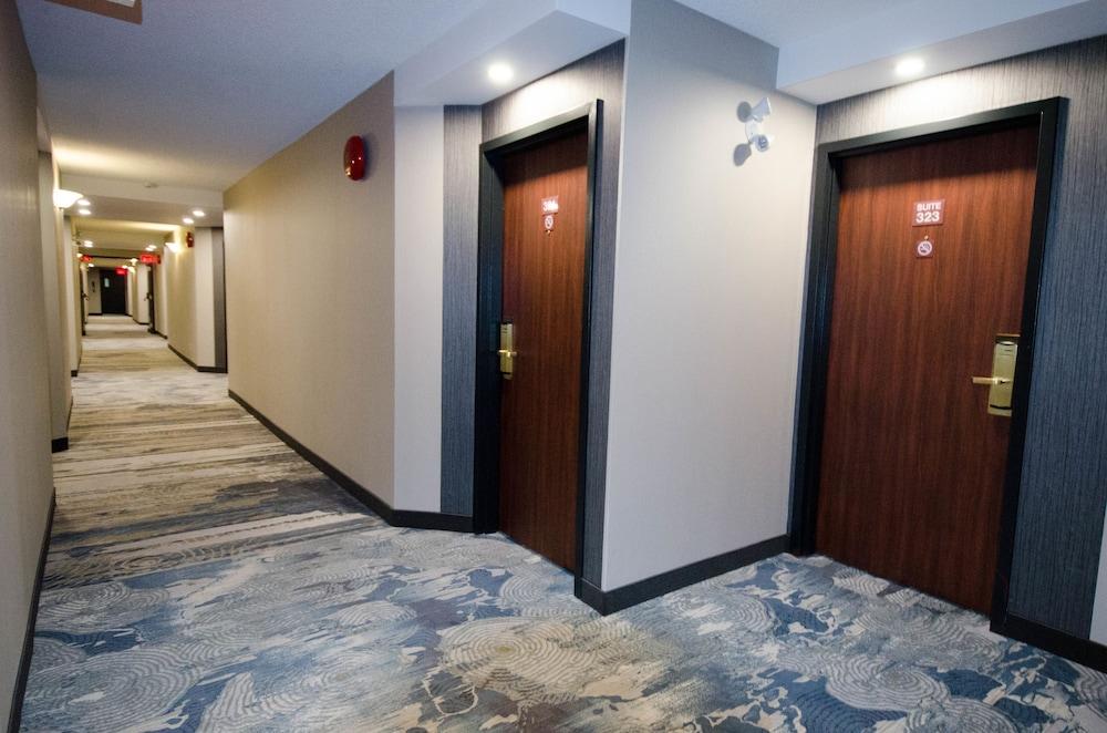 Hotel Welcominns Бушервіль Екстер'єр фото