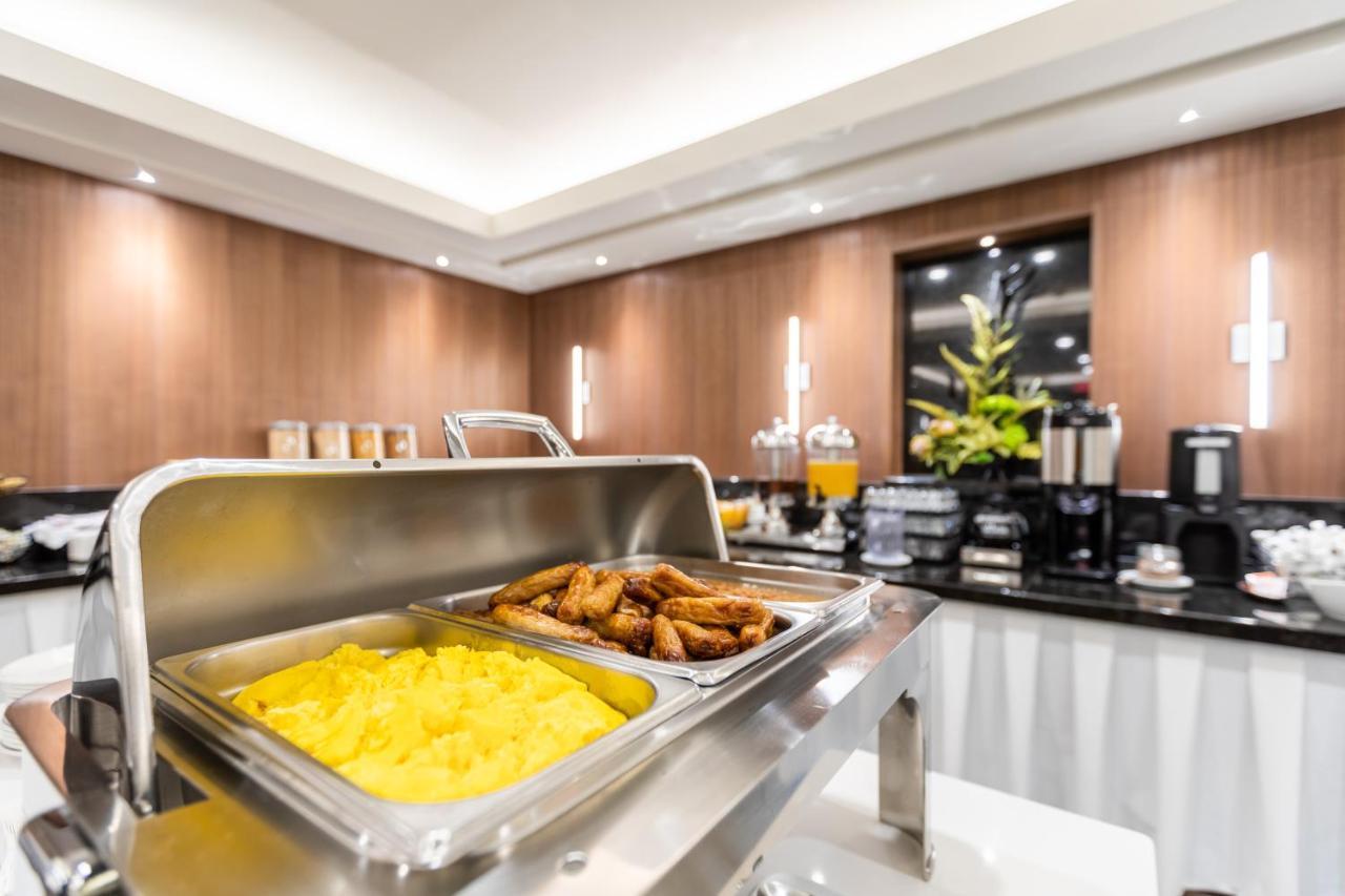 Hotel Welcominns Бушервіль Екстер'єр фото