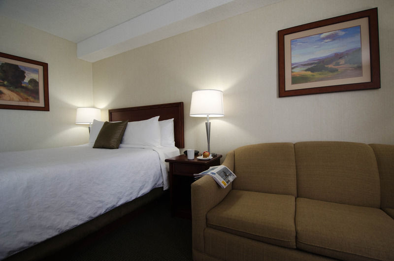 Hotel Welcominns Бушервіль Екстер'єр фото
